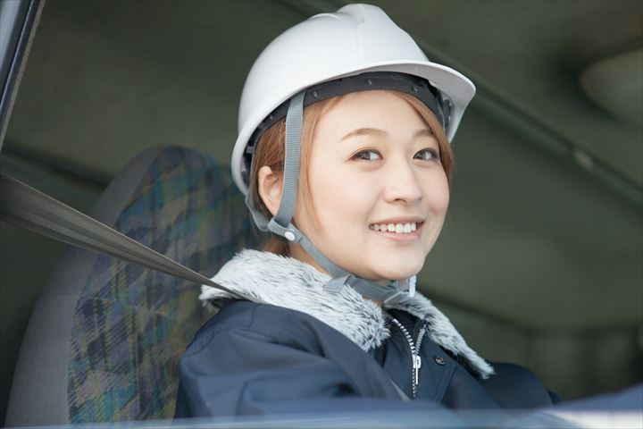 《湖南市》週払いOK・3ｔ車での軽油の運搬ドライバー！（固定休み・高収入）