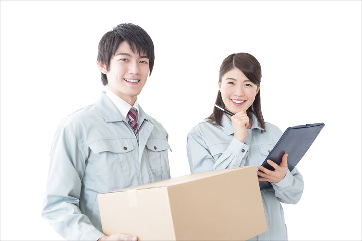 《柏原市》週払いOK・1ｔ～2ｔ車での給食センターなどへの食材配送ドライバー！（土日祝休み・業務延長ほぼなし）