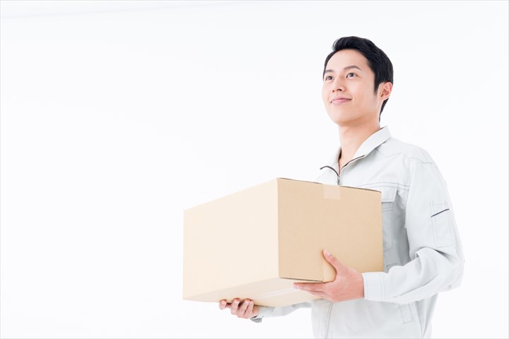 《東大阪市》週払いOK・3ｔ車での企業や現場への資材や一般貨物の集荷ドライバー！（Web面接OK・短時間17:00～20:00）