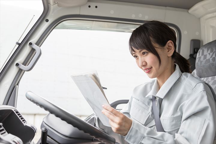 《青梅市》週払いOK・3ｔ～4ｔ車での車部品の店舗配送ドライバー！（Web面接OK・高時給）