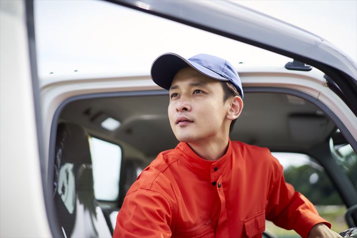 《北区》週払いOK・1.5ｔ車での電気機器の配送ドライバー！（高時給・土日祝休み）