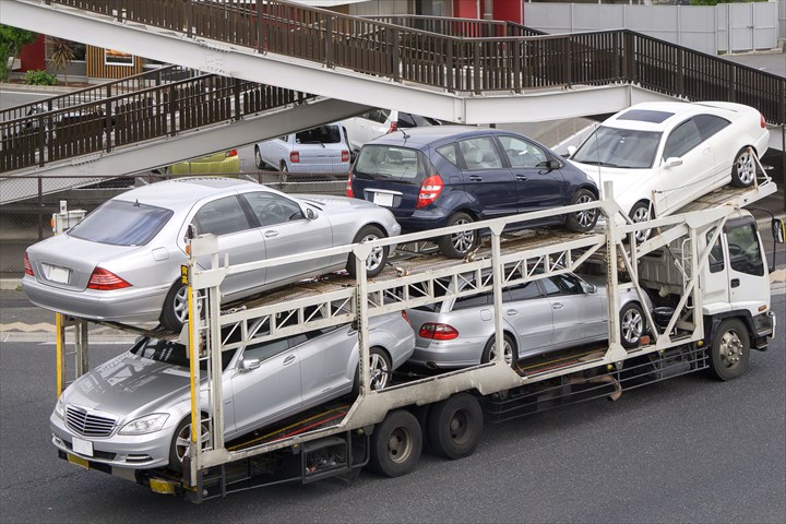 《千葉市中央区》週払いOK・大型キャリアカーでの中古車の輸送ドライバー！（Web面接OK・曜日固定休み）