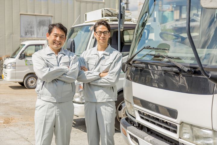 《品川区》週払いOK・2ｔ車での食肉のセンターや工場配送ドライバー！（Web面接OK・高時給）