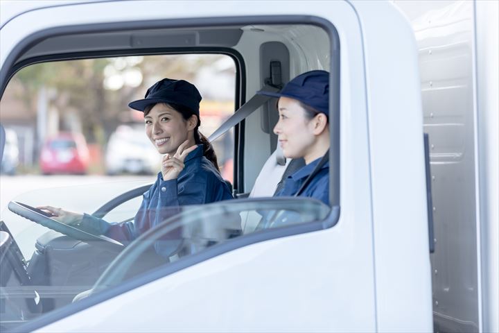 《朝倉市》週払いOK・自販機へのベンディング作業の助手スタッフ！（未経験OK・2023年9月30日までの短期）