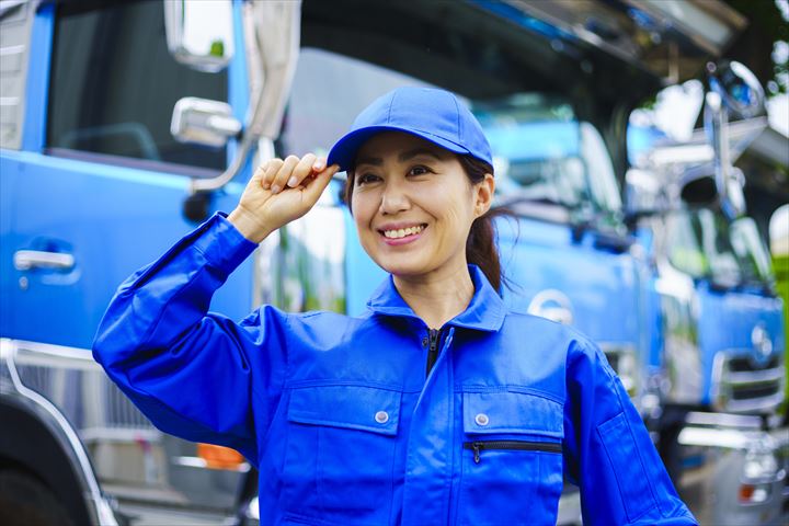 《磯城郡田原本町》週払いOK・大型車での食品のセンター間配送ドライバー！（固定休み・日勤）