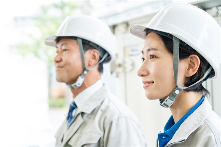 《笠間市》週払いOK・大型車でのドラッグストアへの食品配送ドライバー！（高収入・固定休み・カゴ使用）