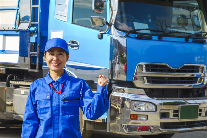 《碧南市》週払いOK・大型ウイング車での自動車部品のセンター間配送ドライバー！（高時給・夜勤帯）