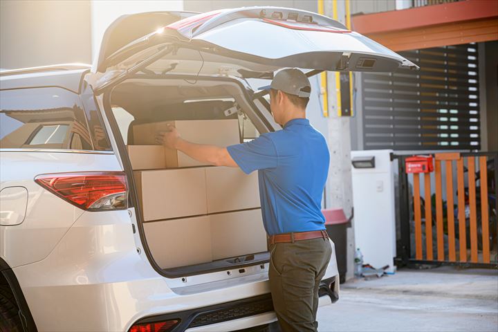 《前橋市》週払いOK・普通車での病院やクリニックへの医療用具の配送ドライバー！（Web面接OK・土日祝休み）