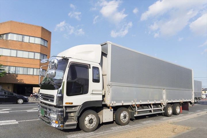 《富士市》週払いOK・大型車での食品工場へのフードロスの回収ドライバー！（Web面接OK・シニア活躍中）