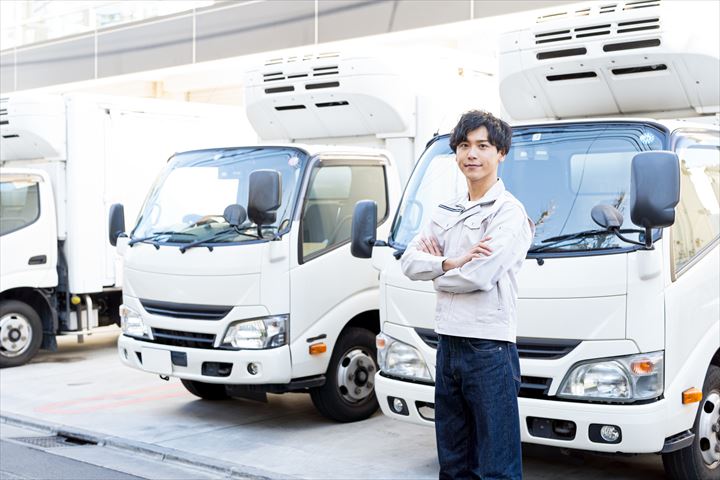 《大阪市北区》週払いOK・2ｔ車での飲食店への青果の配送ドライバー！（Web面接OK・業務延長ほぼ無し）