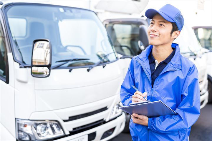 《古河市》週払いOK・2ｔ～3ｔ車でのコンビニへのパン製品配送ドライバー！（高収入・週休2日）