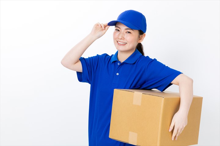 《大和市》週払いOK・3ｔ車での冷蔵、冷凍の精肉の店舗配送ドライバー！（夜勤・曜日固定休み・シニア活躍中）