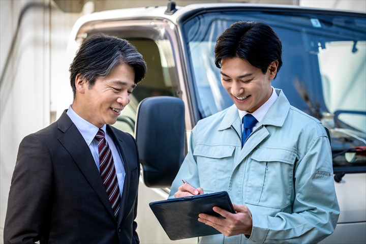 《板橋区》週払いOK・3ｔ車での食品のセンター間配送ドライバー！（高時給・週2～3相談OK）