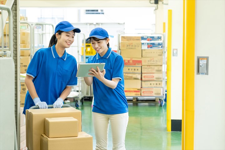 《川口市》週払いOK・3ｔ車でのスーパーへの冷凍肉の配送ドライバー！（高時給・週休2日）