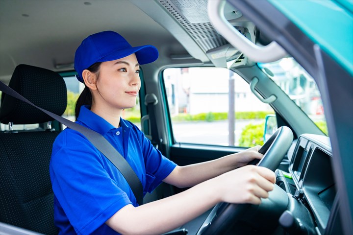 《館林市》週払いOK・普通車～2ｔ車での工場への工業製品の配送ドライバー！（土日祝・高時給）