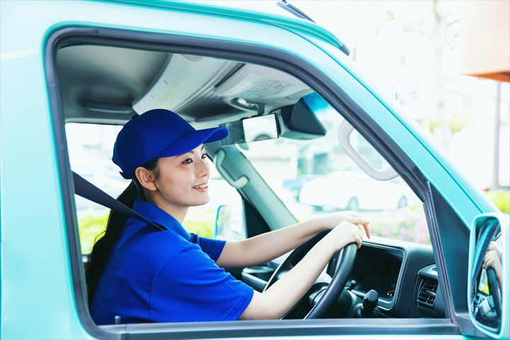 《日進市》週払いOK・1.5車でのドーナツの店舗配送ドライバー！（土日休み・高時給）