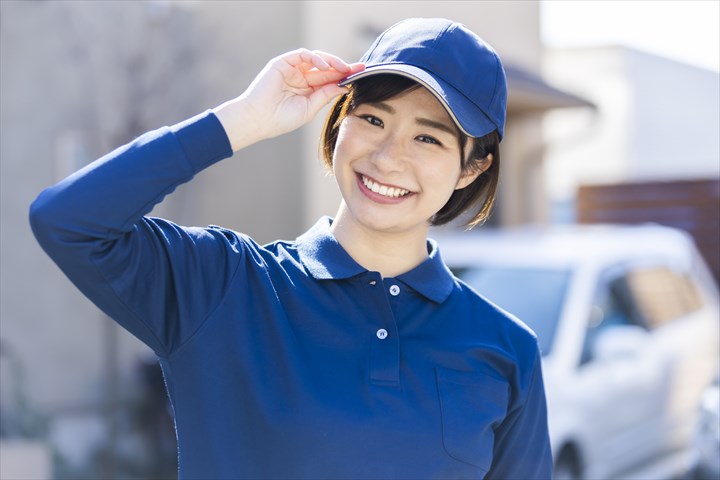 《新宿区》週払いOK・軽自動車でのドーナツの店舗配送ドライバー！（Web面接OK・土日のみ）