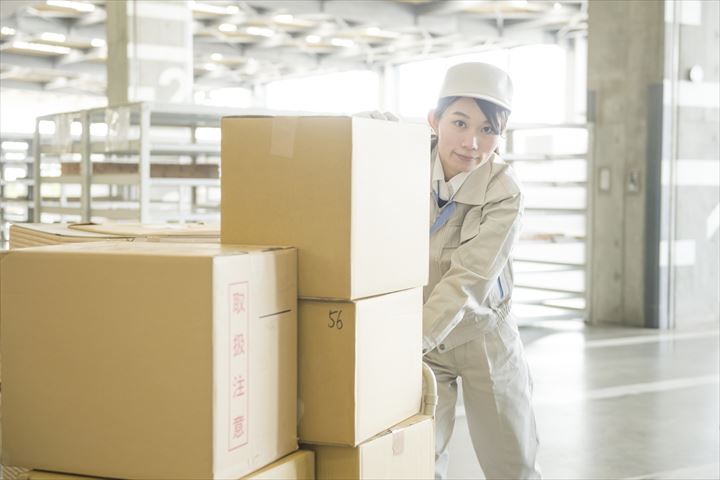 《丸亀市》週払いOK・物流倉庫内での仕分けや積込み作業スタッフ！（未経験OK・土日祝休み）