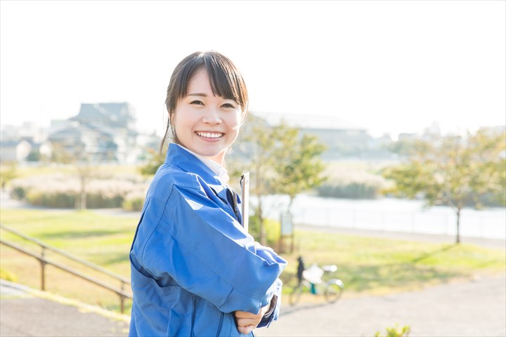 《朝倉市》週払いOK・自販機へのベンディング作業の助手スタッフ！（未経験OK・2023年9月30日までの短期）