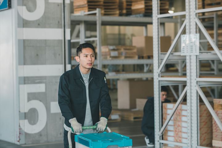 《駿東郡清水町》週払いOK・一般貨物の仕分け作業スタッフ！（未経験歓迎・土日祝休み）