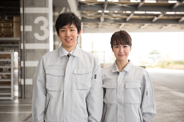 《尾道市》週払いOK・製造工場内での製品の検品作業スタッフ！（未経験歓迎・週休2日）