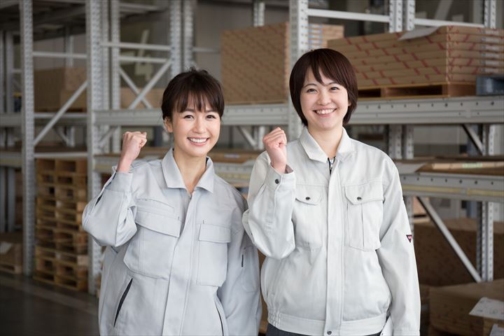 《いなべ市》週払いOK・資格経験一切不要のひな鳥の世話をする農場作業スタッフ！（未経験歓迎・日勤）