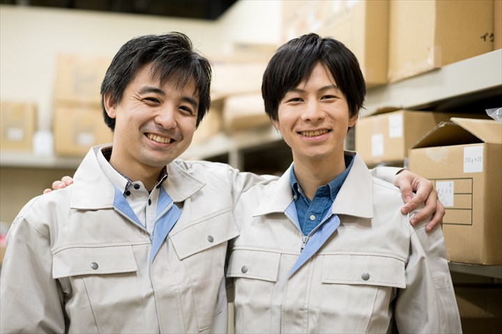 《板橋区》週払いOK・企業向けや個人宅向け一般貨物の仕分け作業スタッフ！（Web面接OK・土日祝休み）