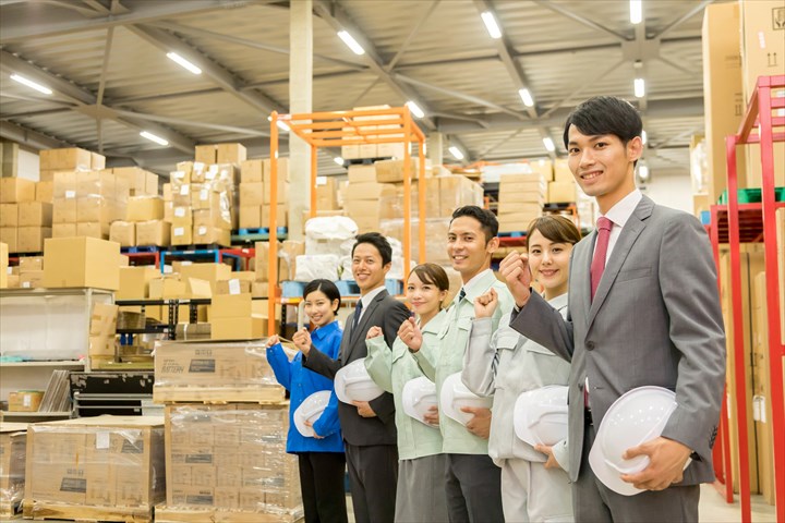 《尼崎市》週払いOK・倉庫内での一般貨物の仕分け作業スタッフ！（未経験活躍中・土日祝休み）