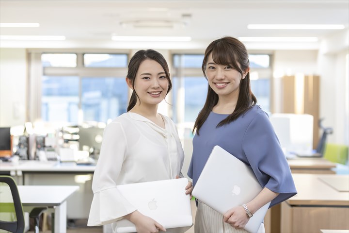 《横浜市旭区》週払いOK・事務所内での事務スタッフ！（Web面接OK・高時給）