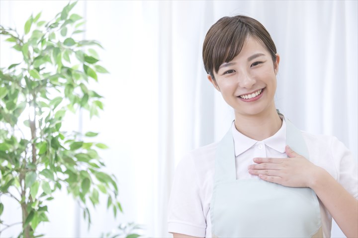 《市川市》週払いOK・ユニット型特別養護老人ホームでの介護スタッフ！（Web面接OK・週休2日）