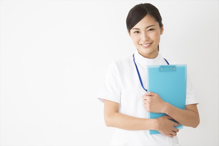 《渋谷区》週払いOK・グループホームなどの施設での看護スタッフ！（週休2日・日勤）