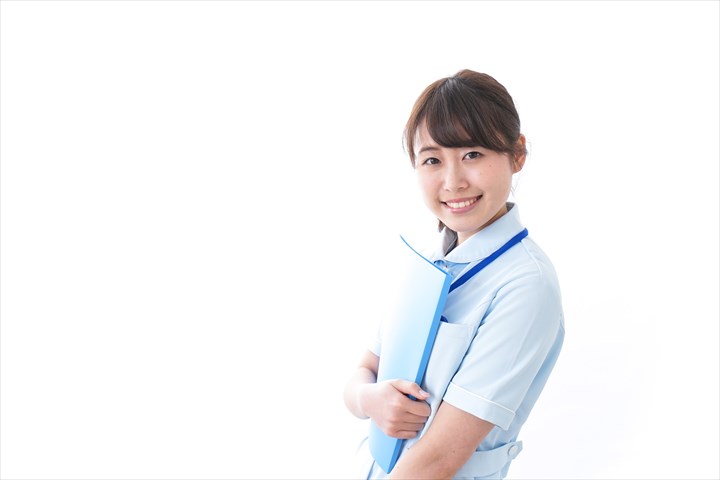 《横浜市緑区》週払いOK・2次救急病院での看護助手スタッフ！（無資格OK・未経験歓迎）